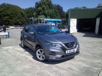 View our NISSAN QASHQAI