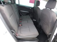 USED 2017 67 VAUXHALL ZAFIRA TOURER 1.4i Turbo SRi Nav MPV 5dr Petrol Manual Euro 6 (140 ps) 