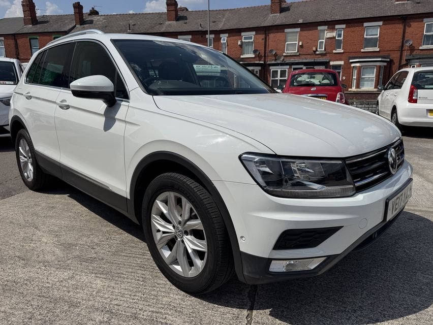 White 2017 Volkswagen Tiguan Estate All-wheel drive Automatic