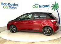 USED 2018 18 TOYOTA YARIS 1.5 VVT-h Grey Bi-Tone Hatchback 5dr Petrol Hybrid E-CVT Euro 6 (s/s) (100 ps) FULL SERVICE HISTORY Gorgeous Bi-Tone Hybrid Automatic Yaris, only 27000 Miles with Parking Camera, Privacy Glass, Bluetooth, Climate & More