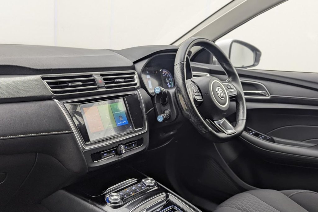 USED 2022 72 MG MG5 61.1kWh Excite Long Range Estate 5dr Electric Auto (156 ps) Car Play, Sat Nav, Camera