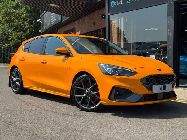 View our FORD FOCUS