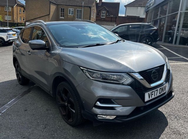 View our NISSAN QASHQAI