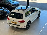 USED 2016 65 VOLKSWAGEN TOUAREG 3.0 TDI V6 BlueMotion Tech R-Line SUV 5dr Diesel Tiptronic 4WD Euro 6 (s/s) (262 ps) 