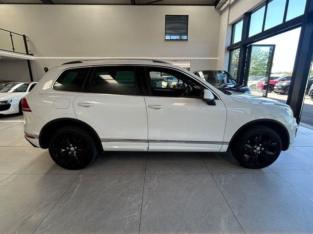 View our VOLKSWAGEN TOUAREG