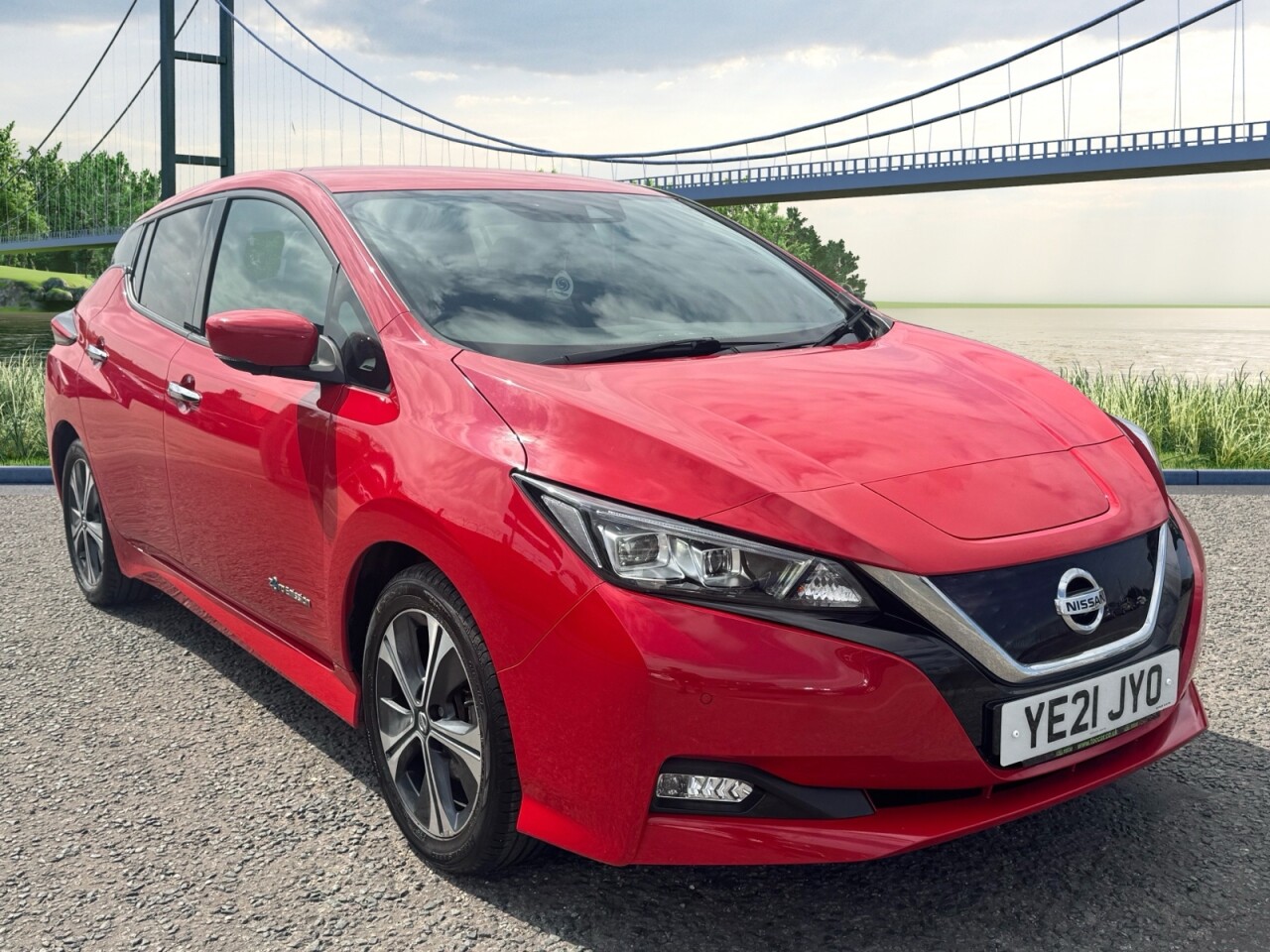 2021 NISSAN LEAF