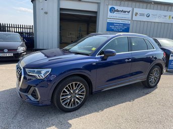 View our AUDI Q3