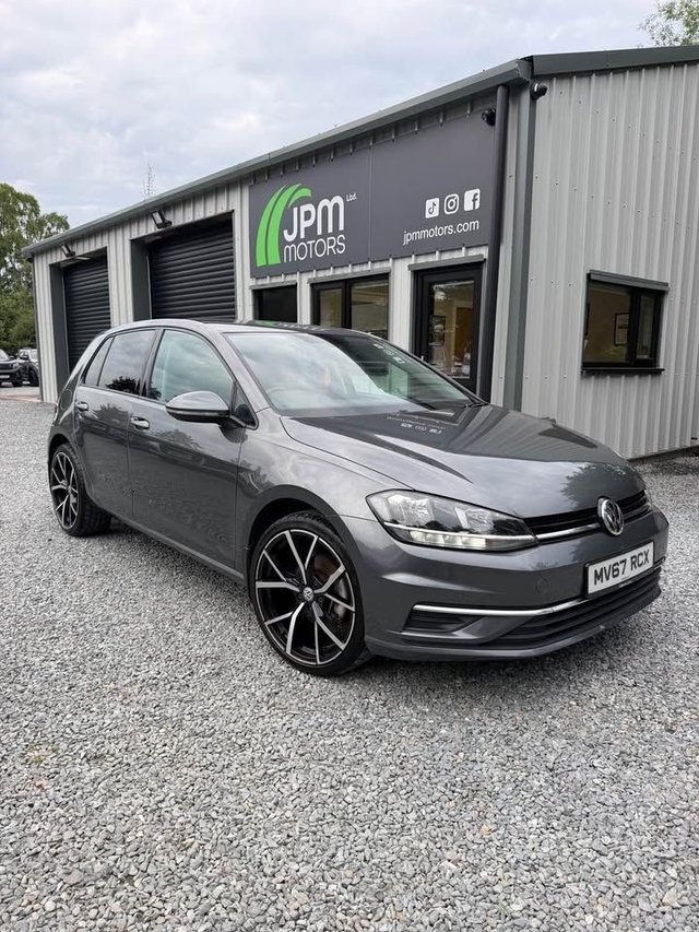 View our VOLKSWAGEN GOLF