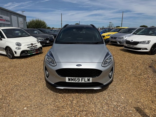 2020 Ford Fiesta — image 2