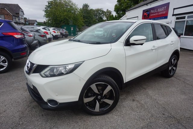 View our NISSAN QASHQAI