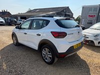 USED 2022 22 DACIA SANDERO STEPWAY 1.0 TCe Essential Hatchback 5dr Petrol Manual Euro 6 (s/s) (90 ps) 