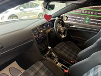 USED 2017 67 VOLKSWAGEN GOLF 1.4 TSI 8.7kWh GTE Advance DSG Euro 6 (s/s) 5dr FULL SERVICE HISTORY