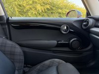 USED 2018 68 MINI HATCH 2.0 Cooper S Classic Hatchback 3dr Petrol Steptronic Euro 6 (s/s) (192 ps) 