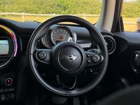 USED 2018 68 MINI HATCH 2.0 Cooper S Classic Hatchback 3dr Petrol Steptronic Euro 6 (s/s) (192 ps) 