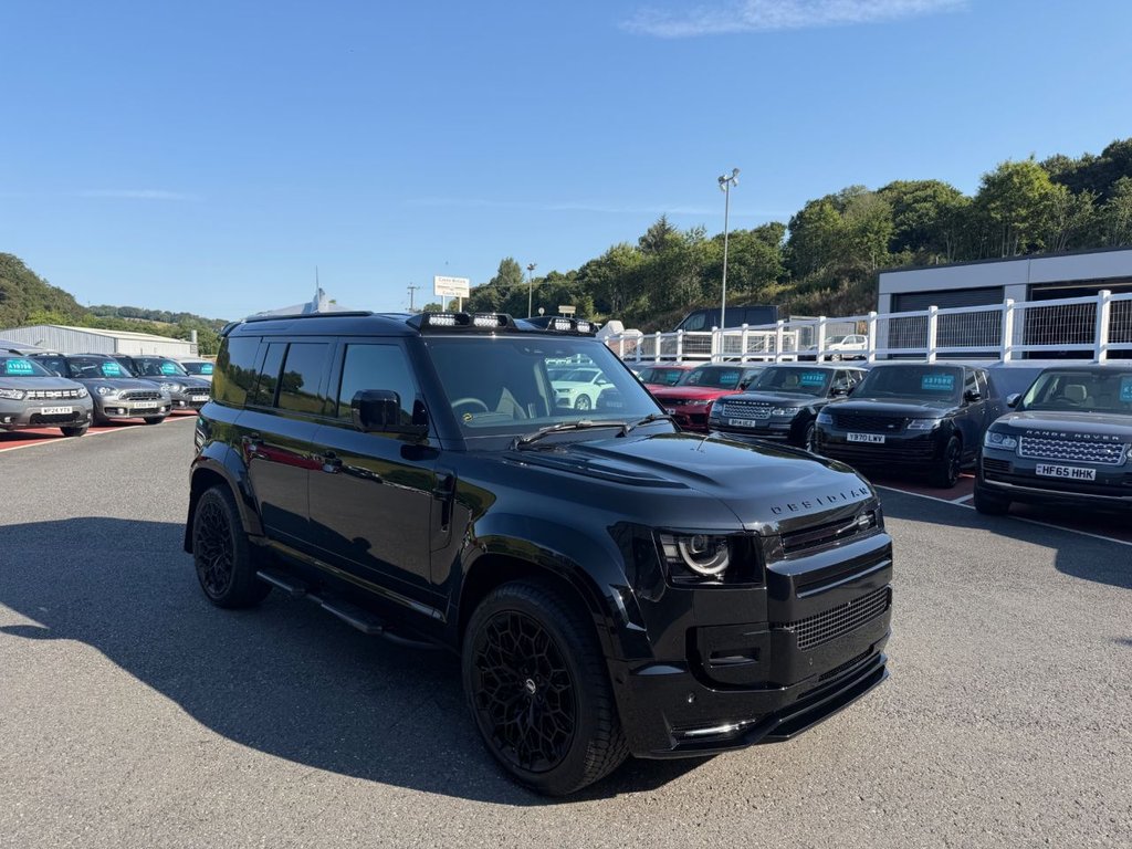 LAND ROVER DEFENDER 110 OCTA Widetrak by OBSIDIAN X-Dynamic SE HARDTOP D250 Commercial Model JUMP SEAT