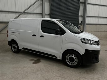2023 VAUXHALL VIVARO