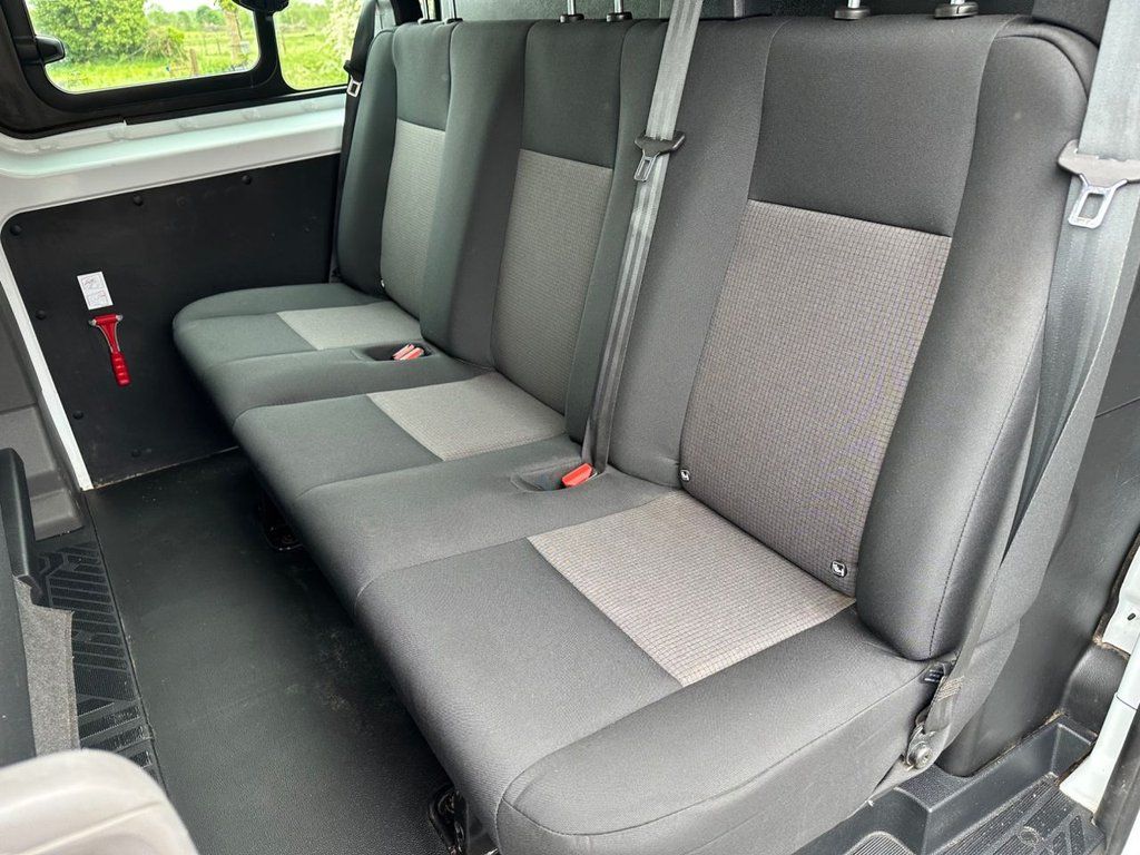2024 FORD TRANSIT CUSTOM 2.0 300 EcoBlue Leader Crew Van Double Cab 5dr Diesel Manual L1 H1 Euro 6 ( - vehicle photo 7 for sale on PureCar