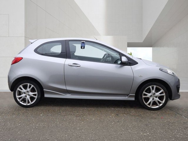 View our MAZDA MAZDA2