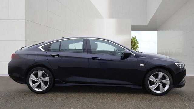 View our VAUXHALL INSIGNIA