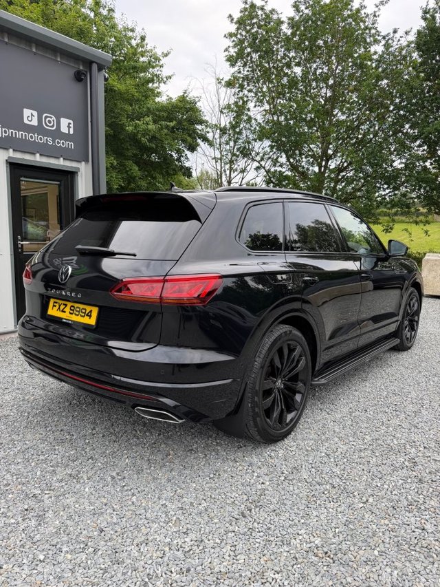 View our VOLKSWAGEN TOUAREG
