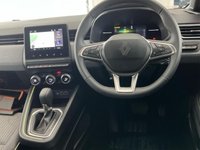 USED 2025 RENAULT CLIO 1.6 E-TECH techno Hatchback 5dr Petrol Hybrid Auto Euro 6 (s/s) (145 ps) 