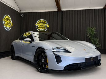 2020 PORSCHE TAYCAN