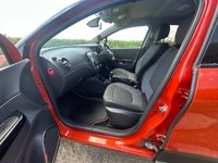 USED 2016 16 RENAULT CAPTUR 0.9 TCe ENERGY Dynamique S Nav SUV 5dr Petrol Manual Euro 6 (s/s) (90 ps) 38243 miles