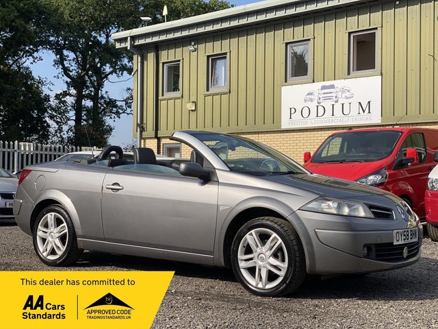View our RENAULT MEGANE