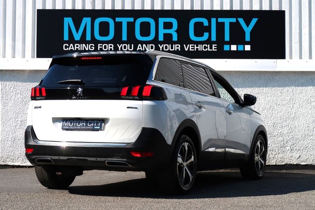 View our PEUGEOT 5008