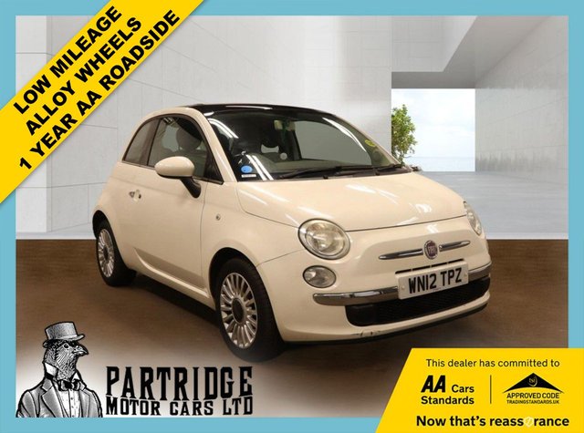View our Fiat 500 1.2 Lounge Hatchback 3dr Petrol Manual Euro 5 (s/s) (69 bhp)