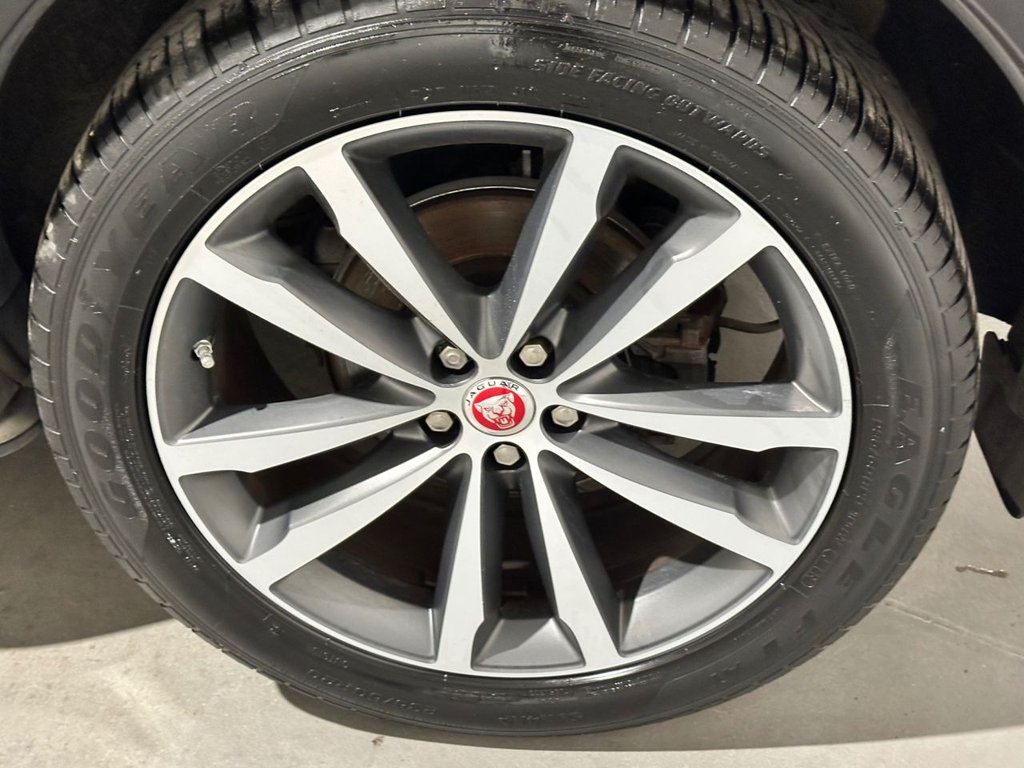 USED 2019 69 JAGUAR E-PACE 2.0 D180 Chequered Flag SUV 5dr Diesel Auto AWD Euro 6 (s/s) (180 ps) 