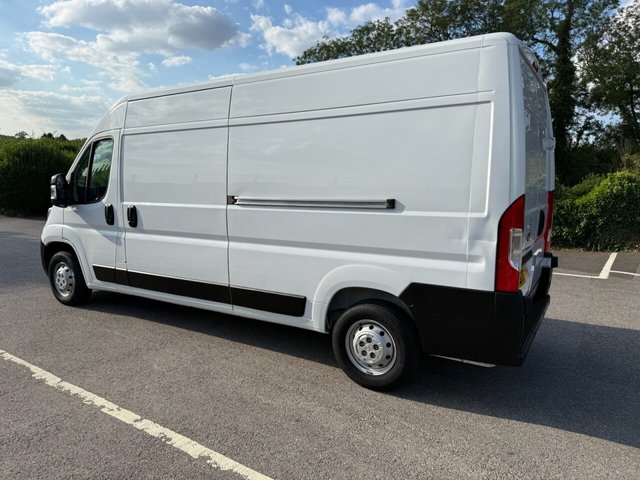 View our VAUXHALL MOVANO