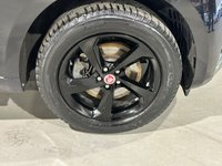 USED 2022 22 JAGUAR F-PACE 2.0 D200 MHEV R-Dynamic S SUV 5dr Diesel Auto AWD Euro 6 (s/s) (204 ps) 