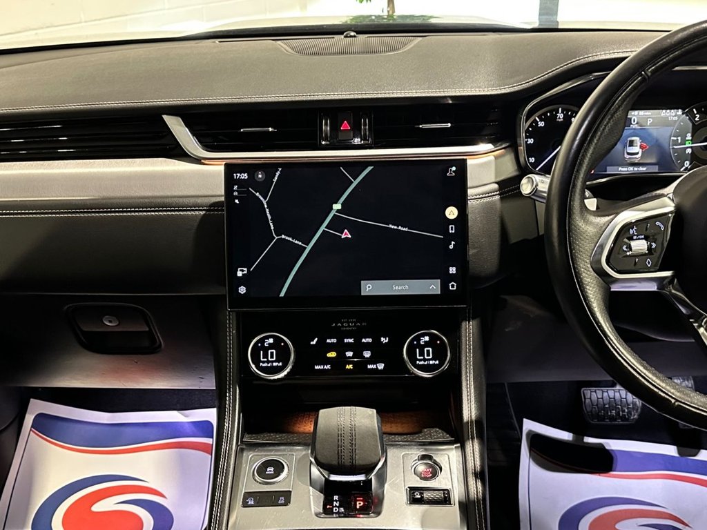 USED 2022 22 JAGUAR F-PACE 2.0 D200 MHEV R-Dynamic S SUV 5dr Diesel Auto AWD Euro 6 (s/s) (204 ps) 