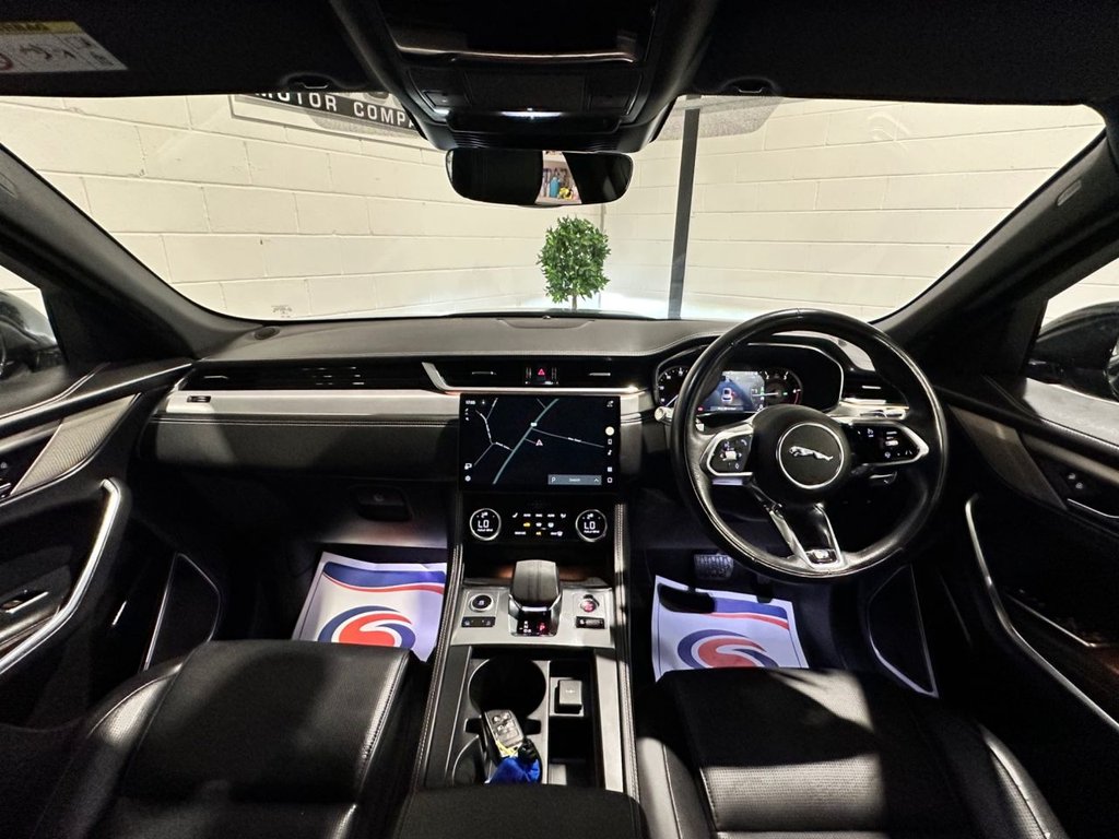 USED 2022 22 JAGUAR F-PACE 2.0 D200 MHEV R-Dynamic S SUV 5dr Diesel Auto AWD Euro 6 (s/s) (204 ps) 