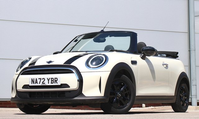 View our MINI CONVERTIBLE