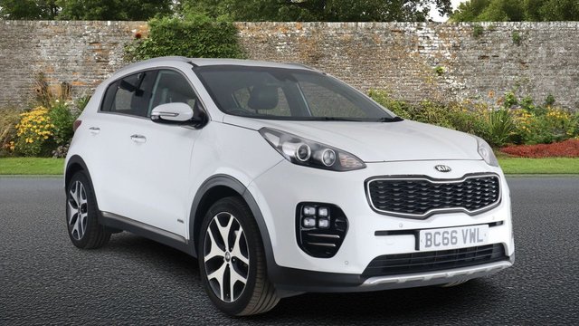 View our KIA SPORTAGE