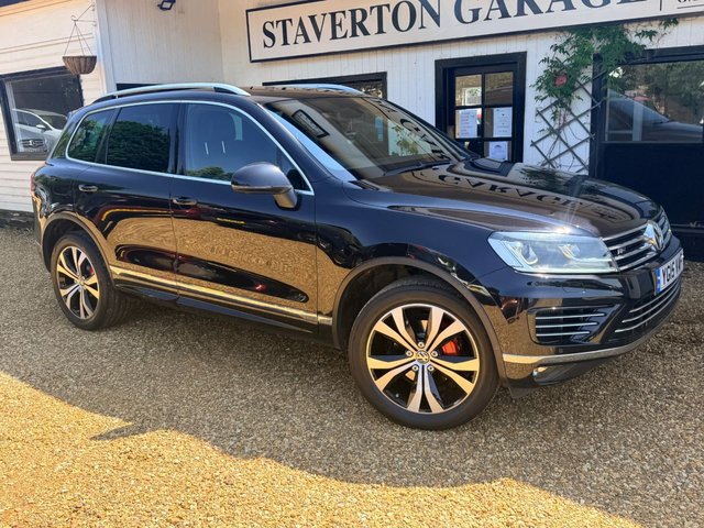 View our VOLKSWAGEN TOUAREG