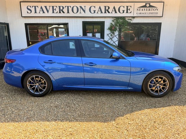 View our ALFA ROMEO GIULIA