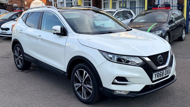 View our NISSAN QASHQAI