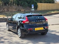 USED 2019 68 VOLVO V40 2.0 T2 GPF Inscription Hatchback 5dr Petrol Manual Euro 6 (s/s) (122 ps) 