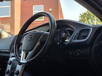 USED 2019 68 VOLVO V40 2.0 T2 GPF Inscription Hatchback 5dr Petrol Manual Euro 6 (s/s) (122 ps) 