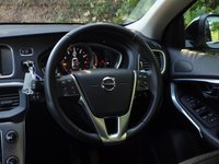 USED 2019 68 VOLVO V40 2.0 T2 GPF Inscription Hatchback 5dr Petrol Manual Euro 6 (s/s) (122 ps) 