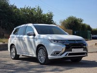 USED 2018 68 MITSUBISHI OUTLANDER 2.4h TwinMotor 13.8kWh 4h SUV 5dr Petrol Plug-in Hybrid CVT 4WD Euro 6 (s/s) (209 ps) 