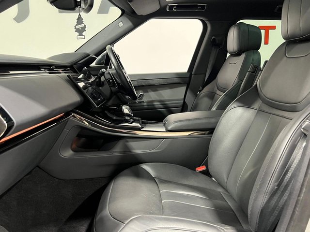 View our LAND ROVER RANGE ROVER SPORT