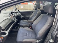 USED 2015 15 HONDA JAZZ 1.4 i-VTEC EX Hatchback 5dr Petrol CVT Euro 5 (99 ps) AUTO -- FULL SERVICE HISTORY -- SUNROOF -- CRUISE -- SENSORS