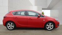 USED 2015 15 VAUXHALL ASTRA 1.6i SRi Hatchback 5dr Petrol Auto Euro 6 (115 ps) 