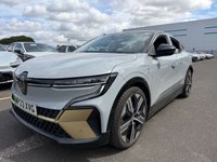 USED 2023 23 RENAULT MEGANE E-TECH 60kWh iconic Hatchback 5dr Electric Auto (optimum charge) (220 ps) 