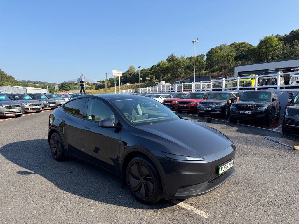 2026 TESLA MODEL Y