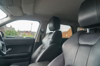 USED 2019 68 LAND ROVER RANGE ROVER EVOQUE 2.0 eD4 SE Tech SUV 5dr Diesel Manual FWD Euro 6 (s/s) (150 ps) 